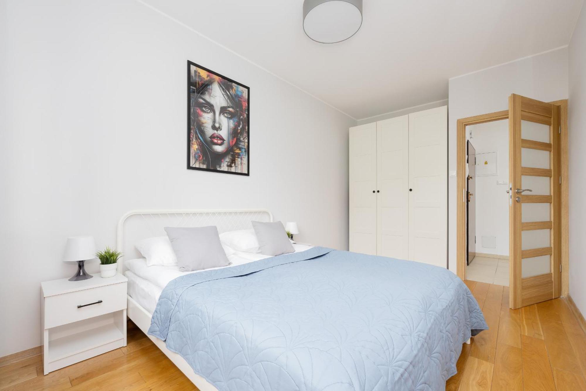 City Apartment With Parking Near Metro Mlociny By Noclegi Renters 바르샤바 외부 사진
