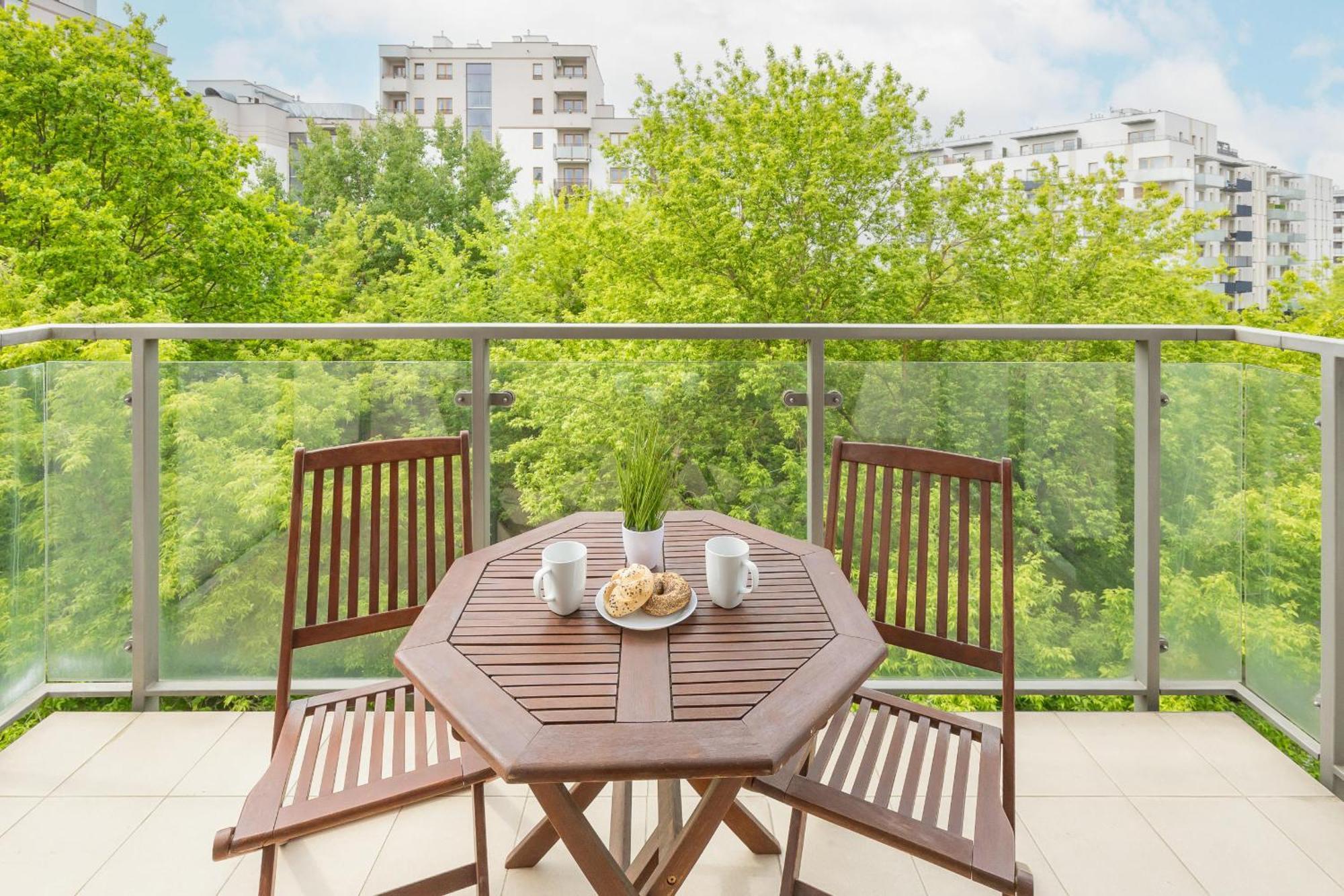 City Apartment With Parking Near Metro Mlociny By Noclegi Renters 바르샤바 외부 사진